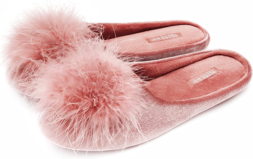 luxe slippers pompom